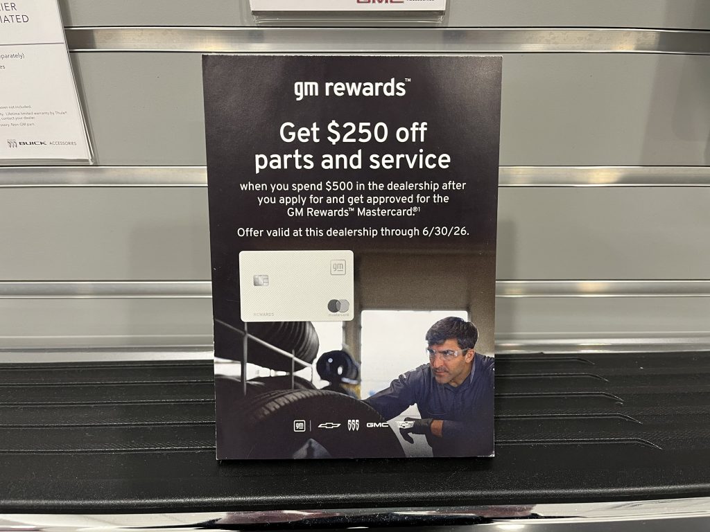 Image of a My GM Rewards sign showing off an available deal