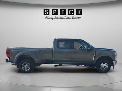 2025 Ford F-350 LARIAT