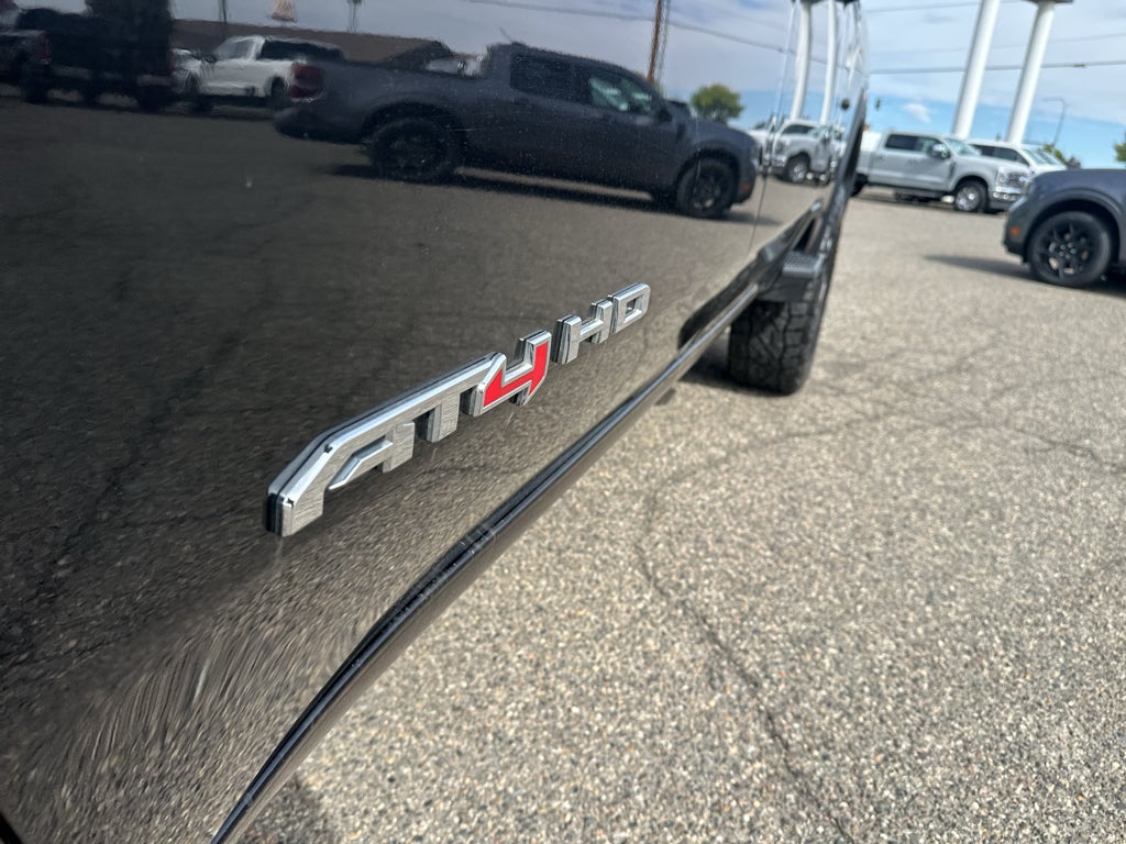 2022 GMC Sierra AT4