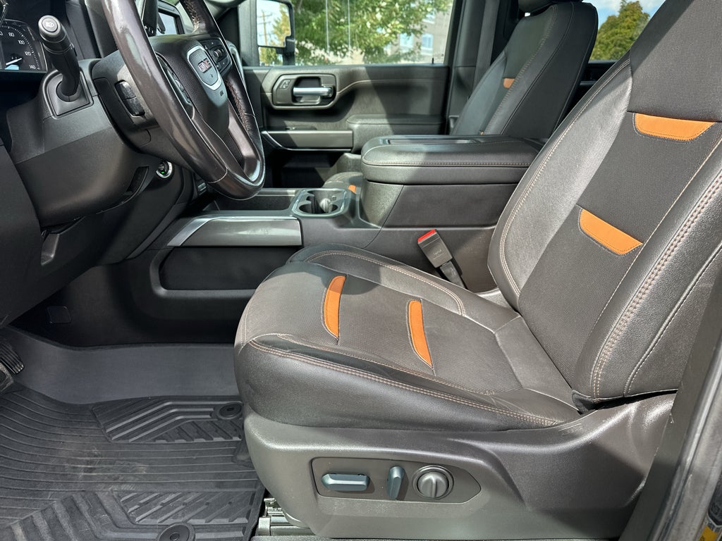 2022 GMC Sierra AT4