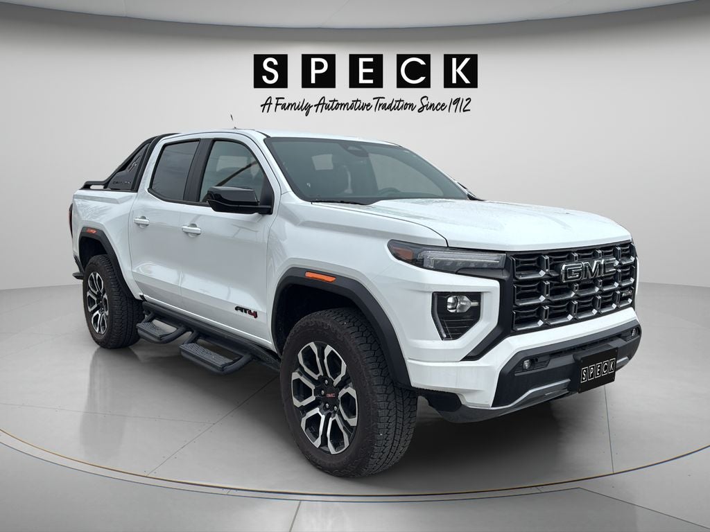 2025 GMC Canyon 4WD AT4