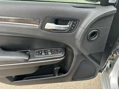 2022 Chrysler 300 300 Touring L