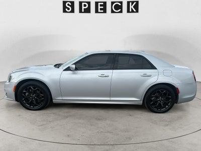 2022 Chrysler 300 300 Touring L