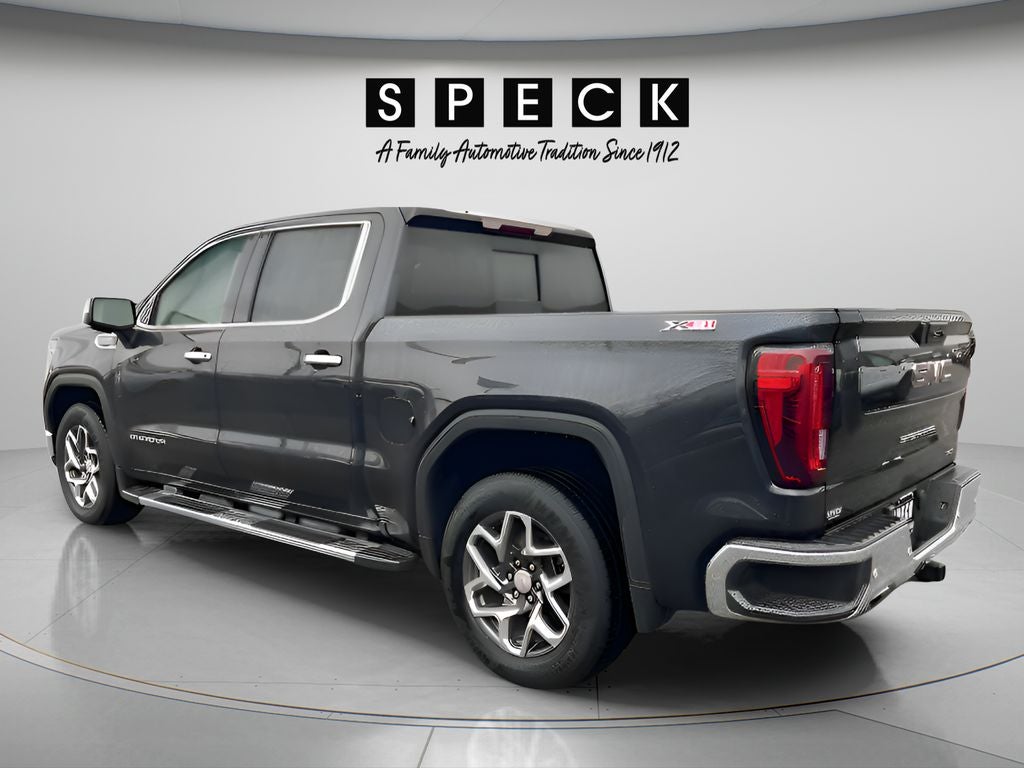 2023 GMC Sierra SLT