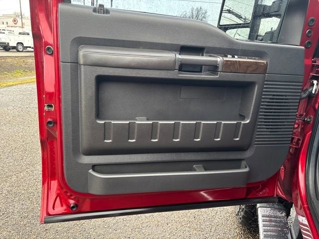 2016 Ford Super Duty F-350 SRW Platinum