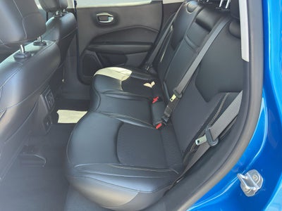 2020 Jeep Compass Latitude w/Sun/Wheel Pkg