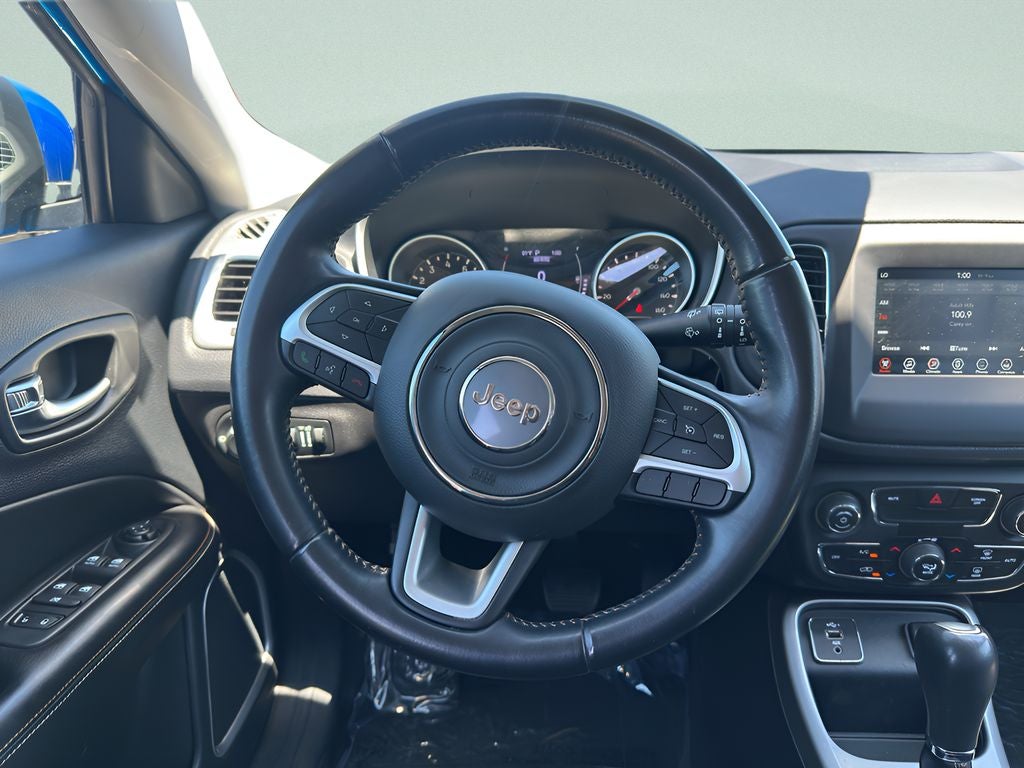 2020 Jeep Compass Latitude w/Sun/Wheel Pkg