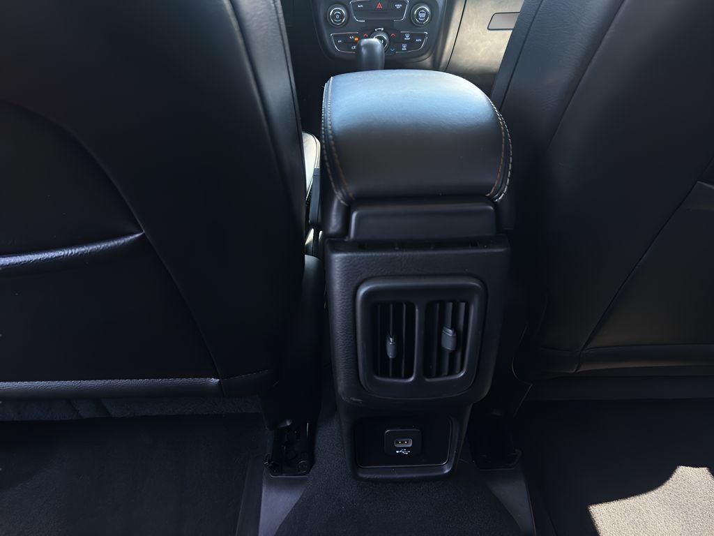 2020 Jeep Compass Latitude w/Sun/Wheel Pkg