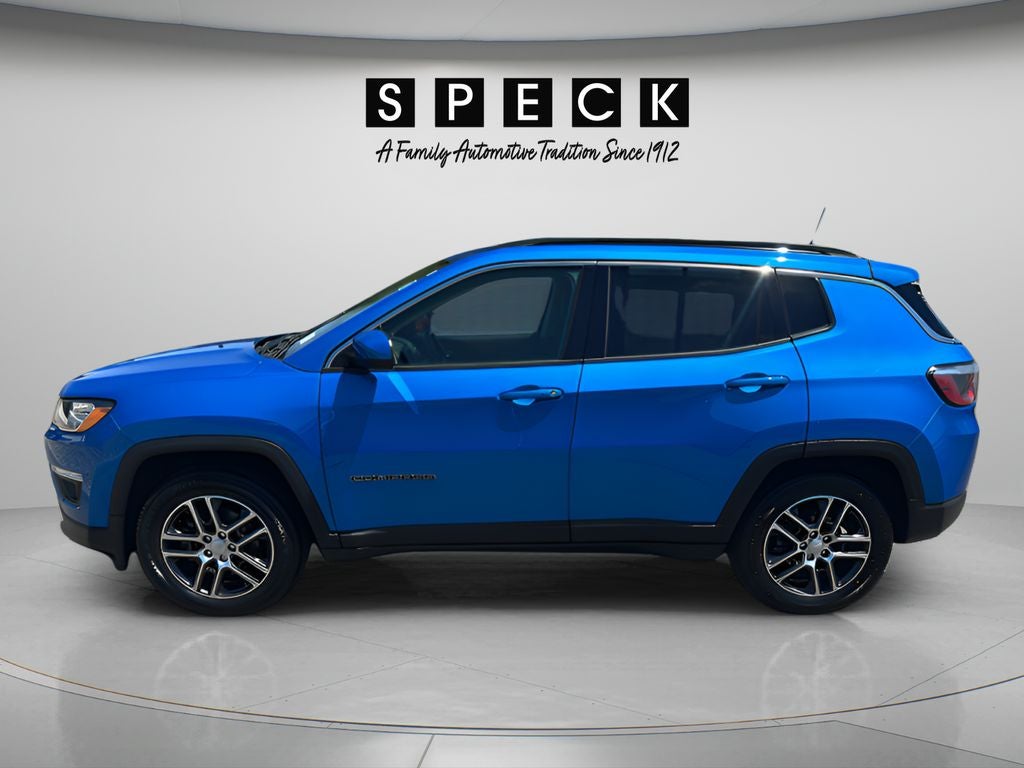2020 Jeep Compass Latitude w/Sun/Wheel Pkg