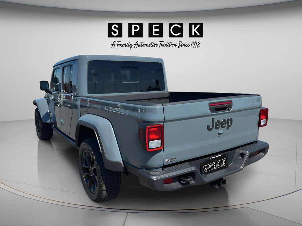 2025 Jeep Gladiator Nighthawk