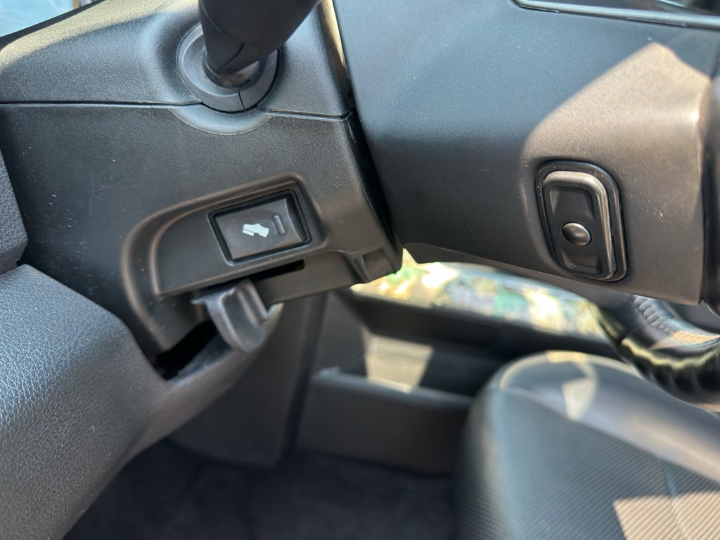 2018 RAM 1500 Limited Crew Cab 4x4 6'4" Box