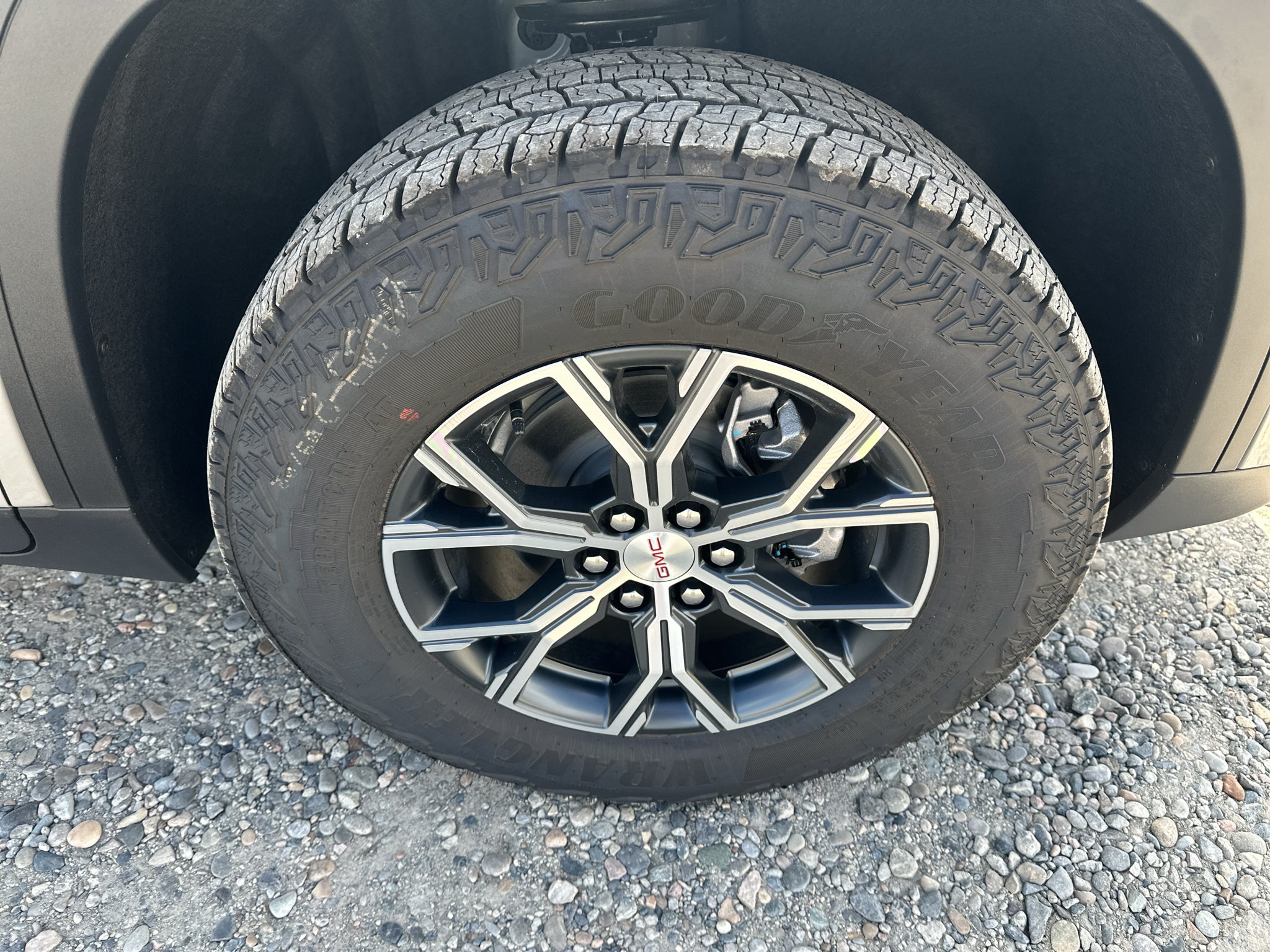 2027 GMC Acadia AT4