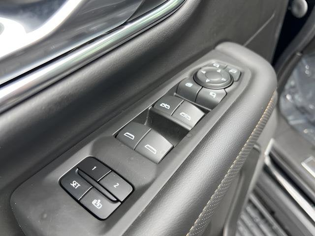 2022 GMC Yukon AT4