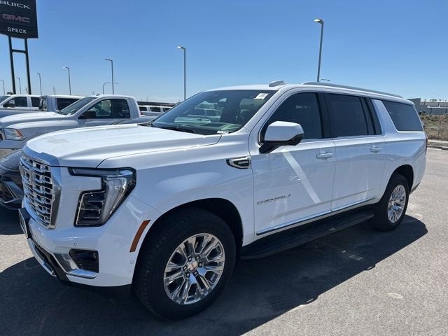 2026 GMC Yukon Denali AWD's photo