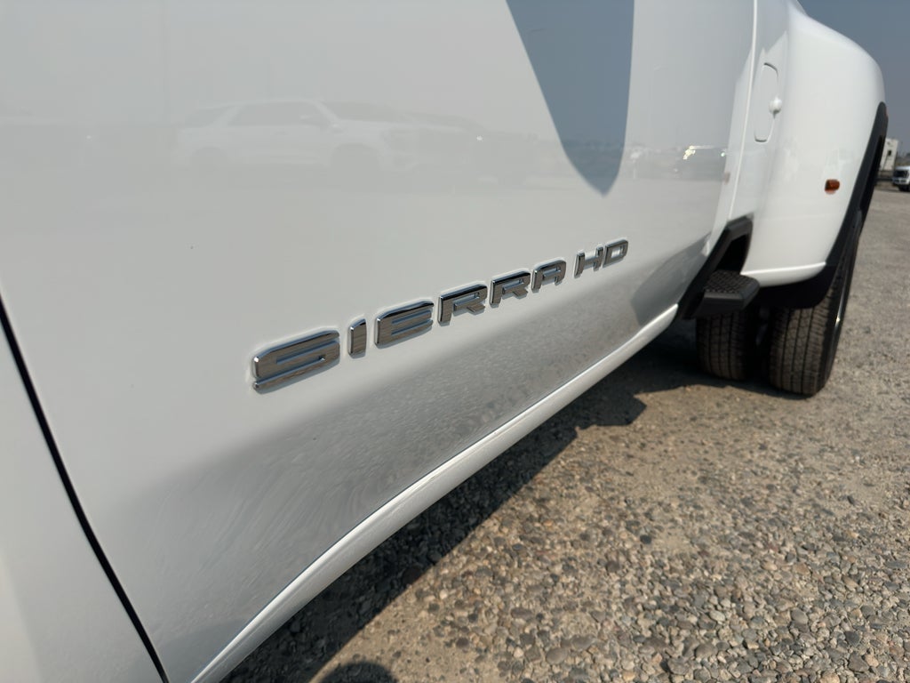 2026 GMC Sierra 3500 HD SLE DRW