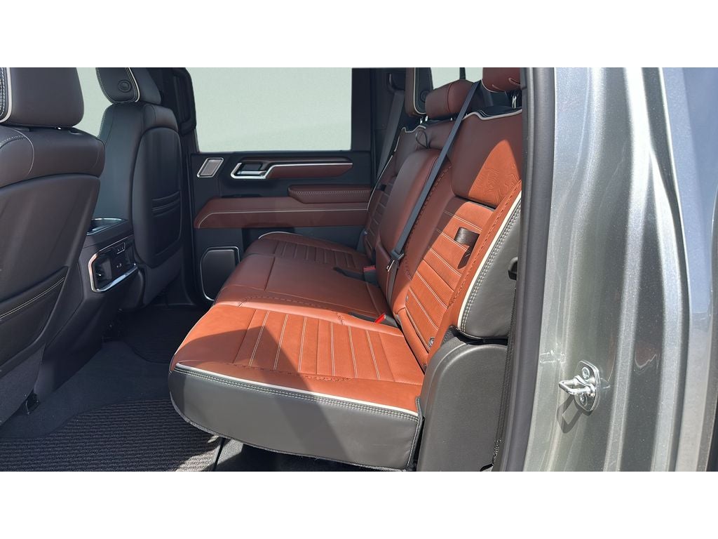 2026 GMC Sierra 2500HD Denali Ultimate - Photo 18