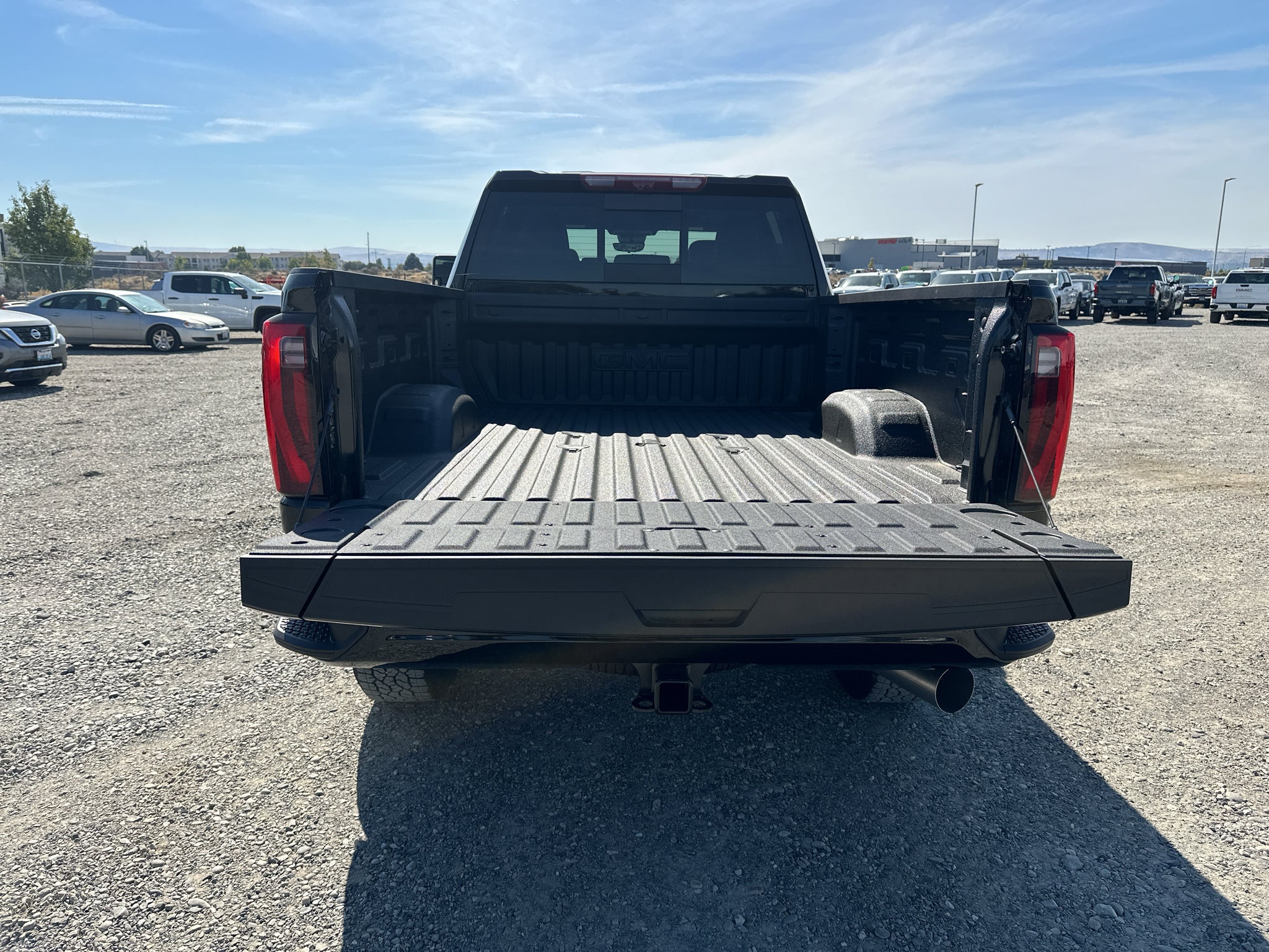 2026 GMC Sierra 2500HD Denali Ultimate - Photo 15