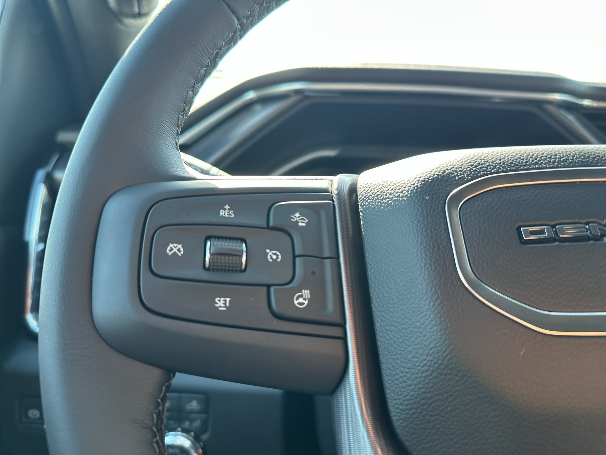 2026 GMC Sierra 2500HD Denali Ultimate - Photo 28