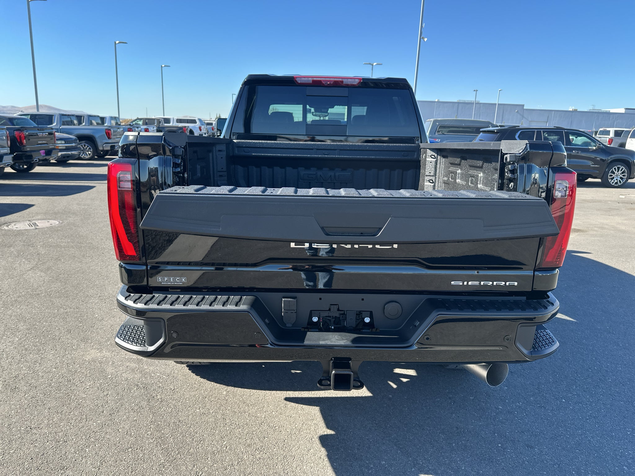 2026 GMC Sierra 3500HD Denali Ultimate - Photo 14