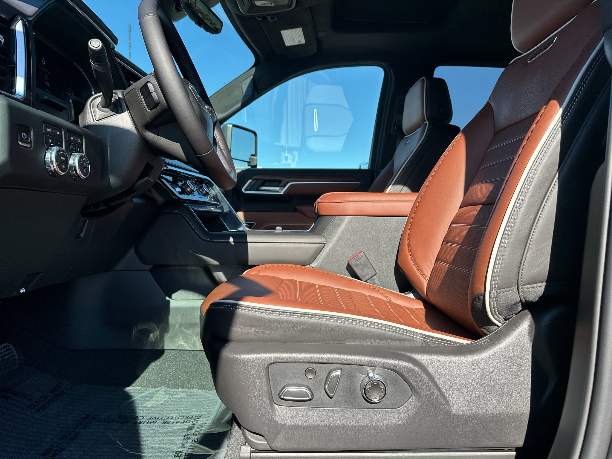 2026 GMC Sierra 3500HD Denali Ultimate - Photo 16