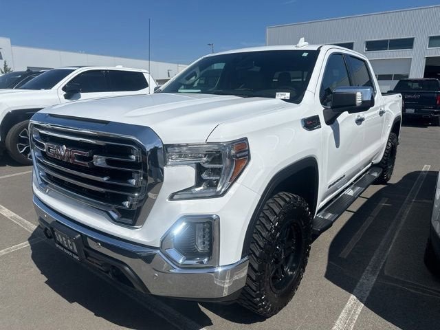 2020 GMC Sierra 4WD Crew Cab Short Box SLT's photo