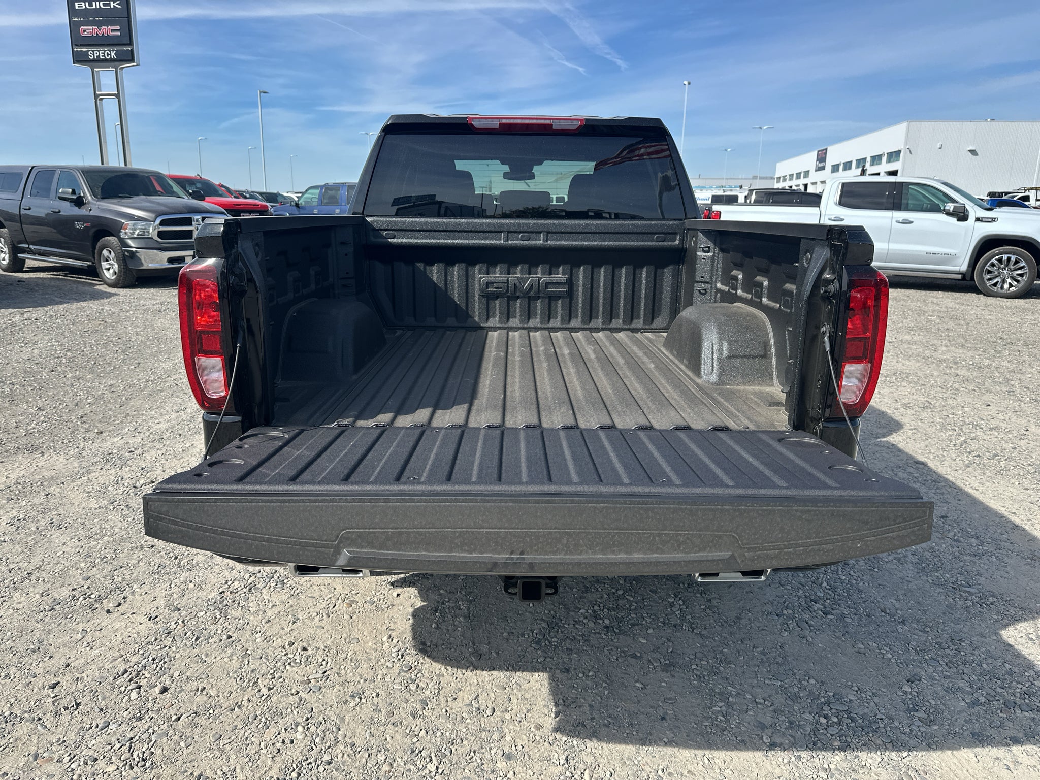 2026 GMC Sierra 1500 Elevation - Photo 11