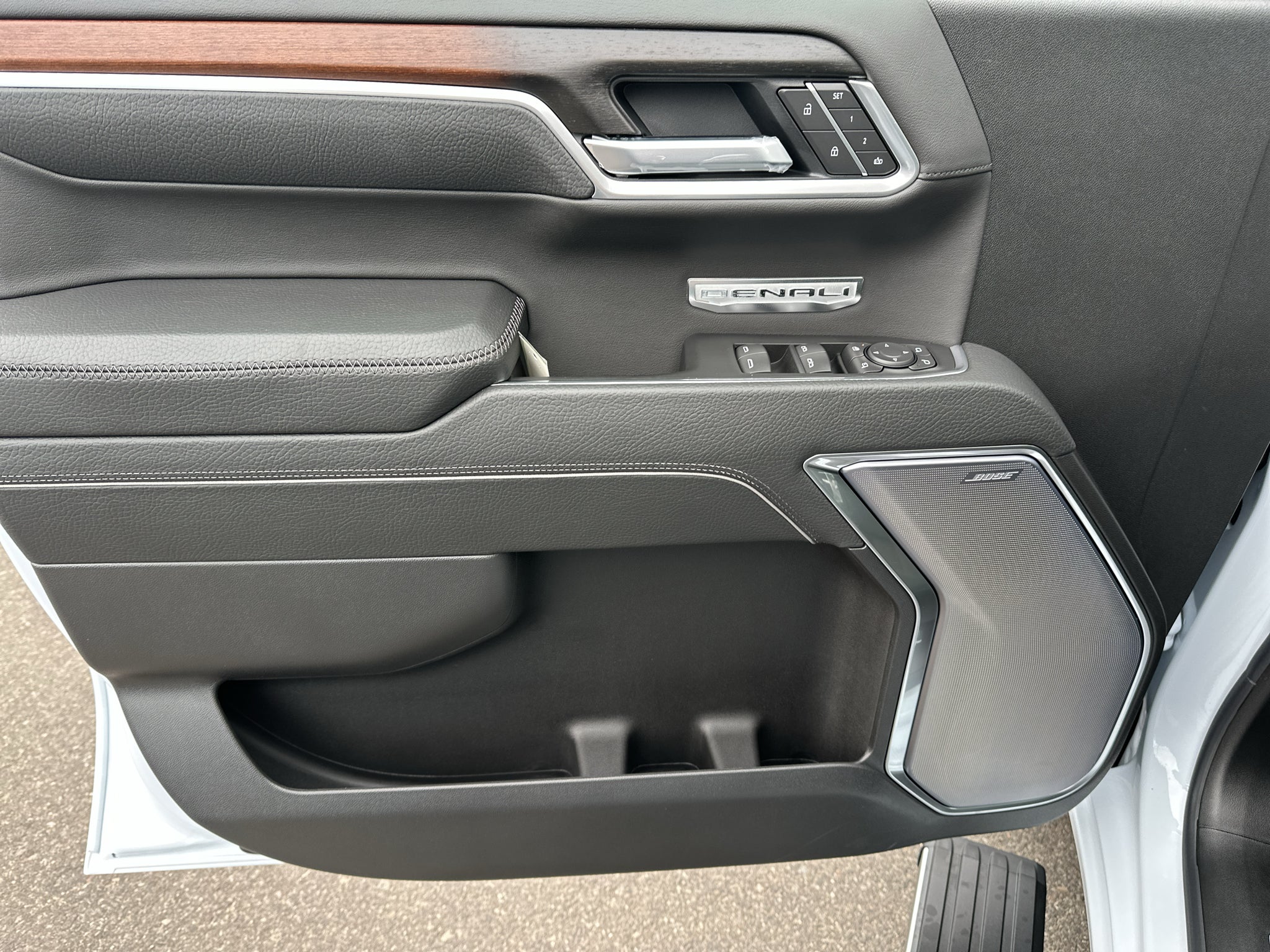 2026 GMC Sierra 1500 Denali - Photo 11