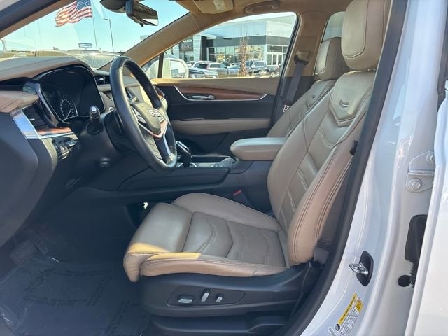 2017 Cadillac XT5 Platinum AWD