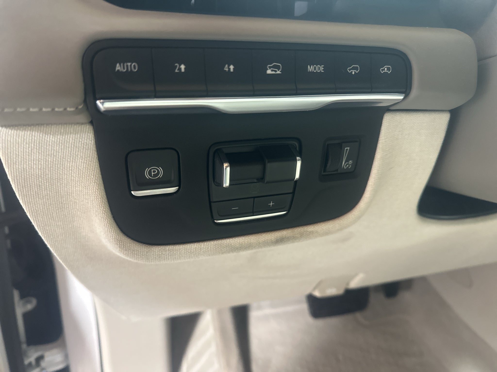 2023 Cadillac Escalade ESV 4WD Sport Platinum