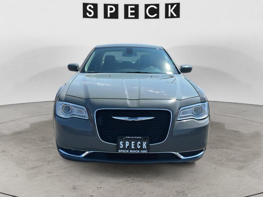 2017 Chrysler 300 Limited AWD