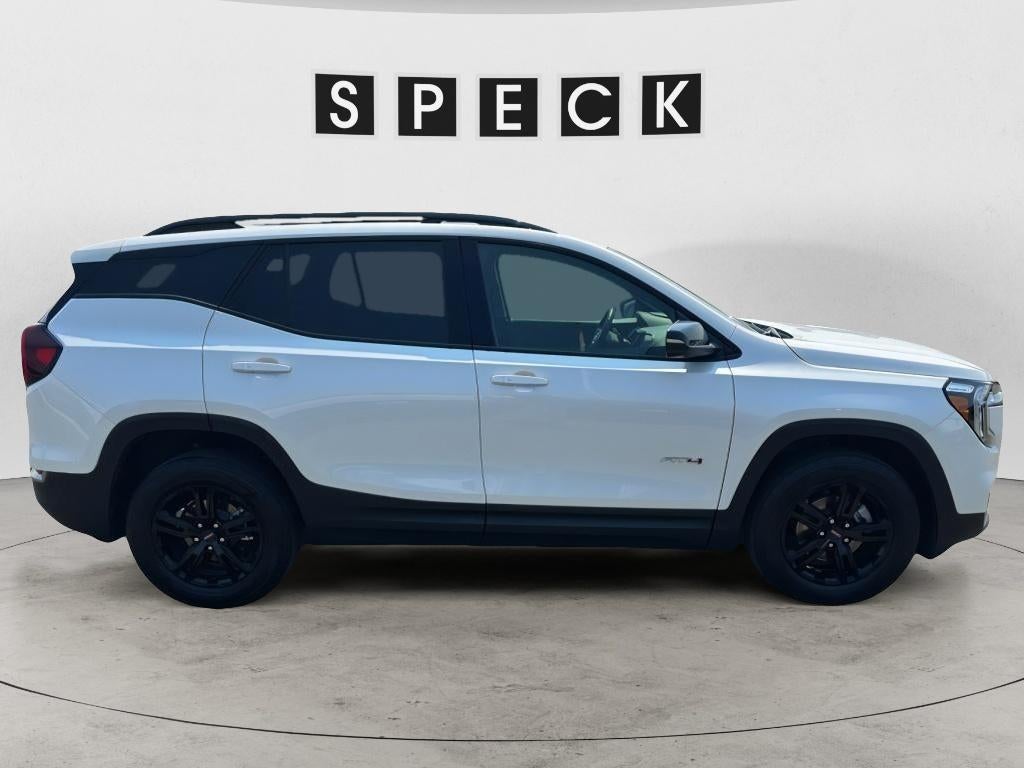 2023 GMC Terrain AT4