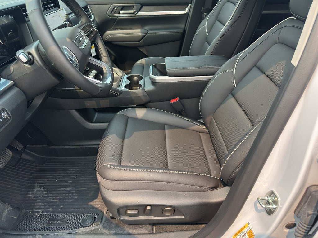2026 GMC Terrain Denali - Photo 14