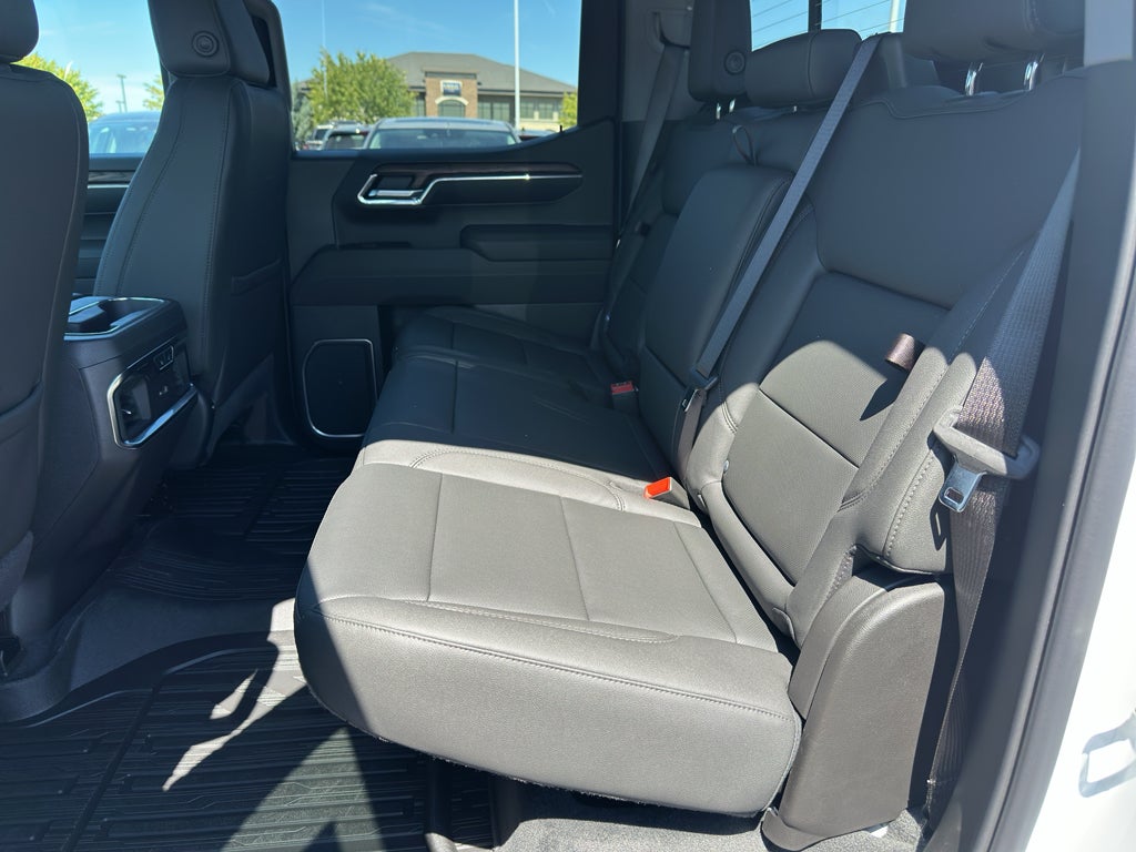 2026 GMC Sierra 1500 SLT - Photo 22