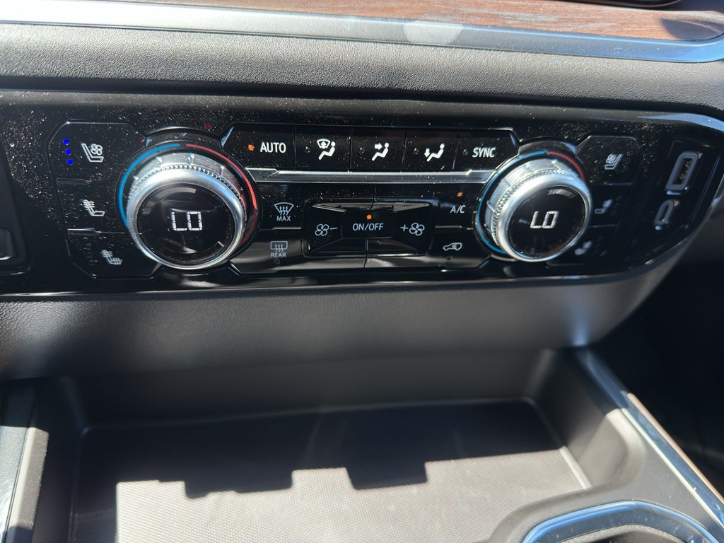 2026 GMC Sierra 1500 SLT - Photo 30