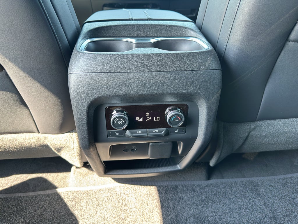 2027 Buick Enclave Avenir