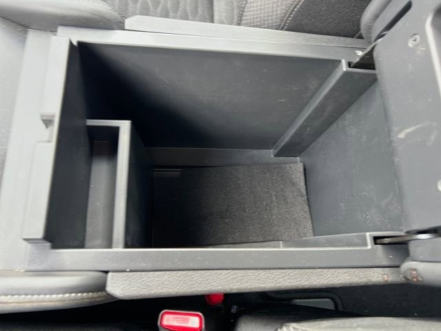 2025 Nissan Pathfinder S