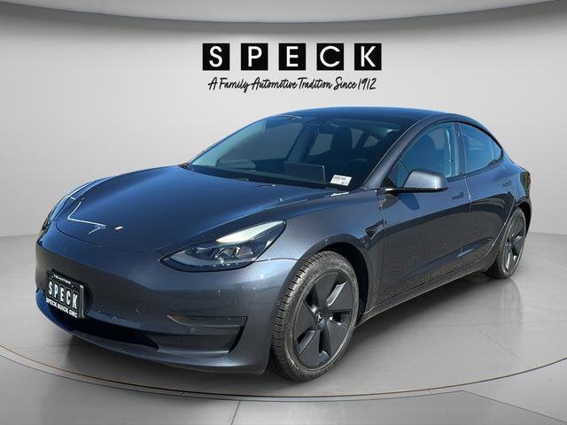 2021 Tesla Model 3 Standard Range Plus's photo