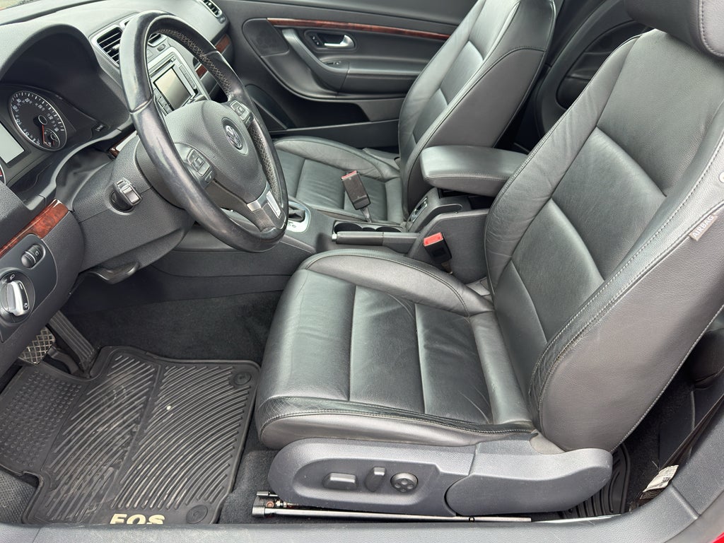 2012 Volkswagen Eos Lux