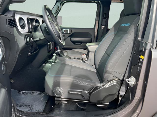 2021 Jeep Wrangler Islander