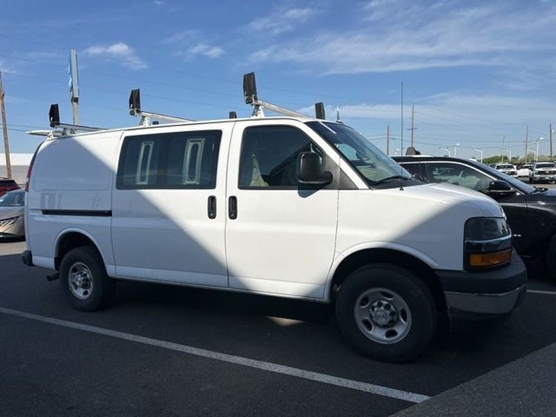 2024 Chevrolet Express Cargo 2500 WT