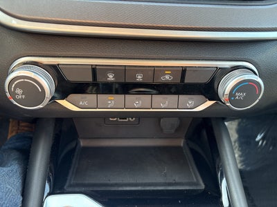 2025 Nissan Altima SR AWD