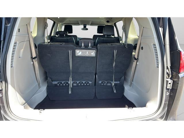 2020 Chrysler Voyager LXI