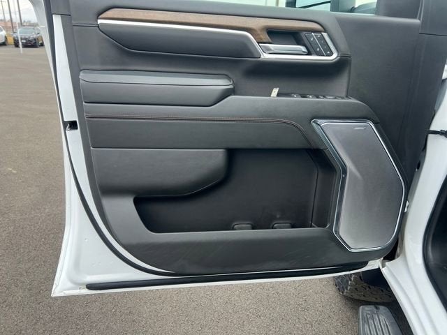 2024 Chevrolet Silverado 3500 HD High Country