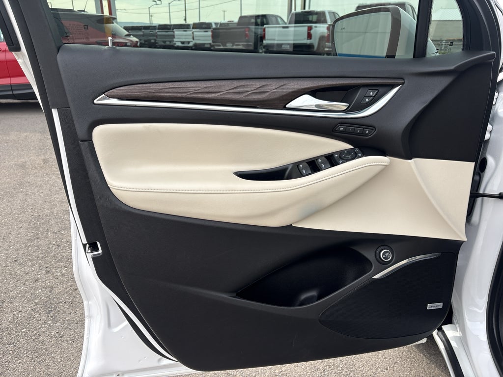 2022 Buick Enclave Avenir