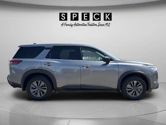 2024 Nissan Pathfinder S