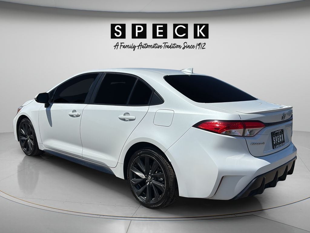 2024 Toyota Corolla Hybrid LE