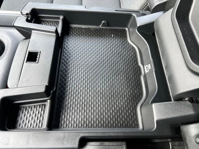 2020 RAM 1500 Big Horn Crew Cab 4x4 5'7' Box