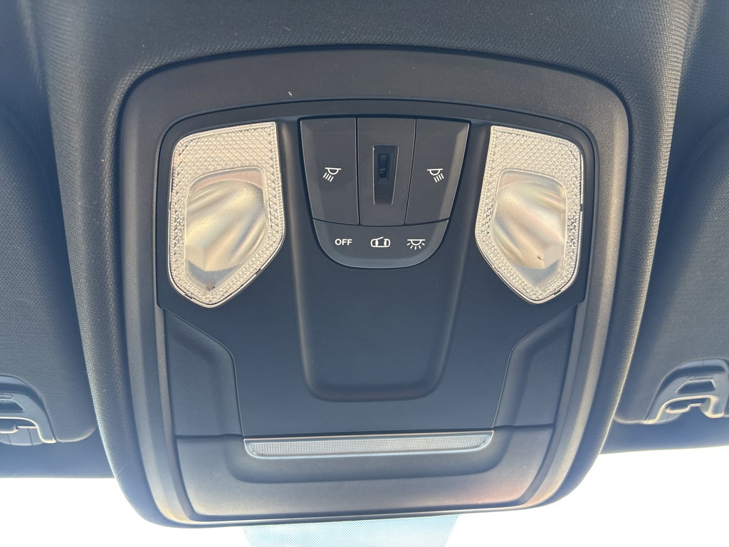 2021 RAM 1500 Big Horn Crew Cab 4x4 5'7' Box