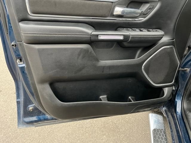 2021 RAM 1500 Laramie Crew Cab 4x4 6'4' Box