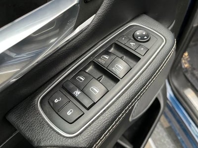 2021 RAM 1500 Laramie Crew Cab 4x4 6'4' Box